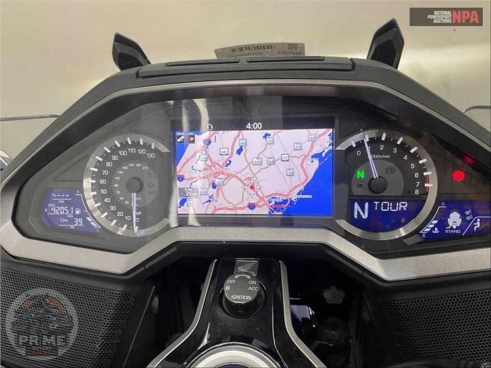 2018 Honda GL1800D GOLDWING TOUR DCT (BLUE) — фото 5