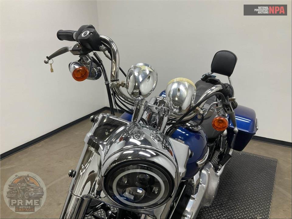 2015 Harley-Davidson FLD-103 DYNA SWITCHBACK — фото 16