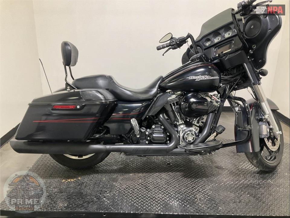 2016 Harley-Davidson FLHXS STREET GLIDE SPECIAL — фото 1