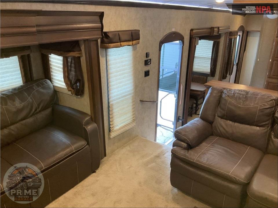 2016 Keystone Rv M-3710 FL - MONTANA FIFTH WHEEL SERIES — фото 9