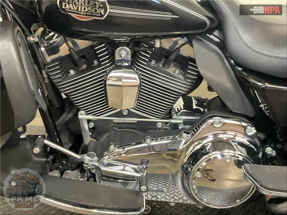 2011 Harley-Davidson FLHTCUTG TRIGLIDE UL CLSC — фото 7