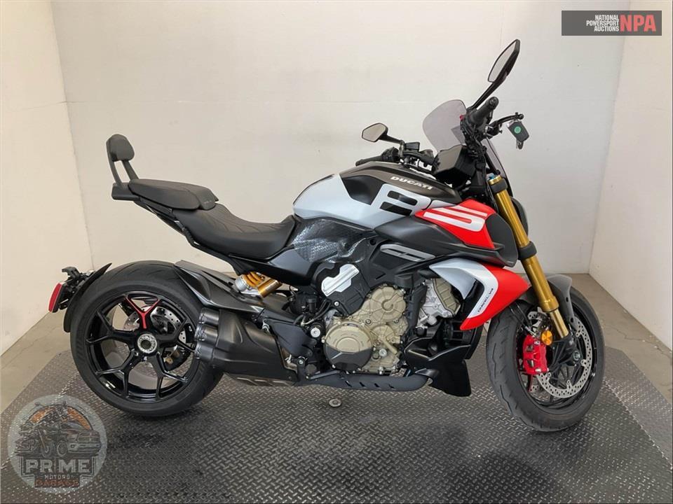 2026 Ducati DIAVEL V4 RS — фото 1