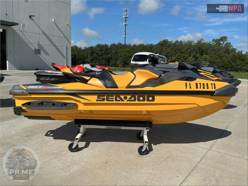 2022 Seadoo/Brp RXT-X300 TCH PKG PREM CLR — фото 1