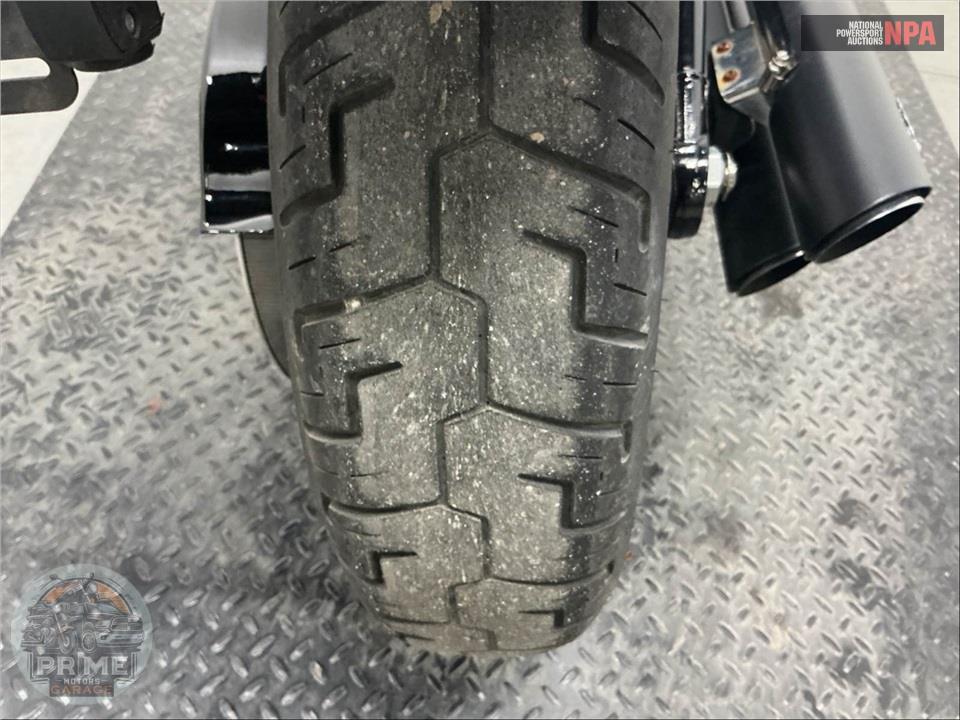 2019 Harley-Davidson FXBB STREET BOB — фото 17