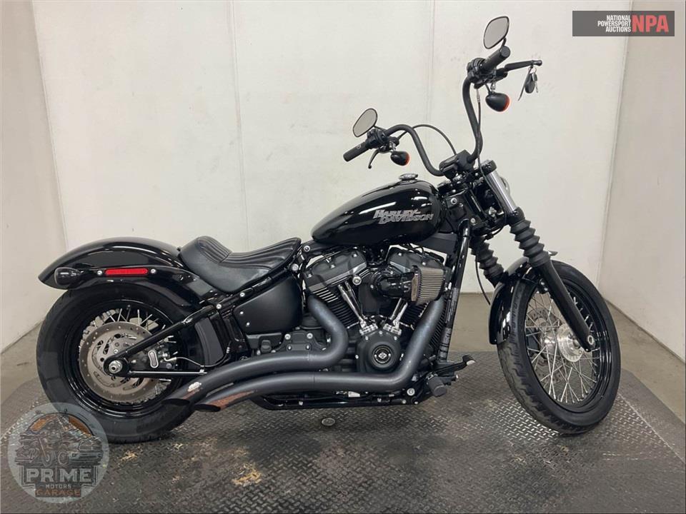 2018 Harley-Davidson FXBB STREET BOB — фото 1