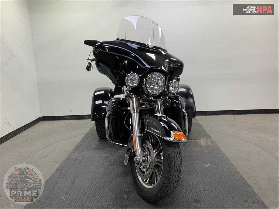 2013 Harley-Davidson FLHTCUTG TRIGLIDE UL CLSC — фото 2