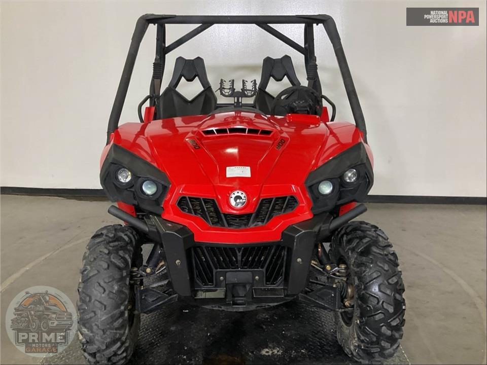 2017 Can-Am COMMANDER 800R — фото 2