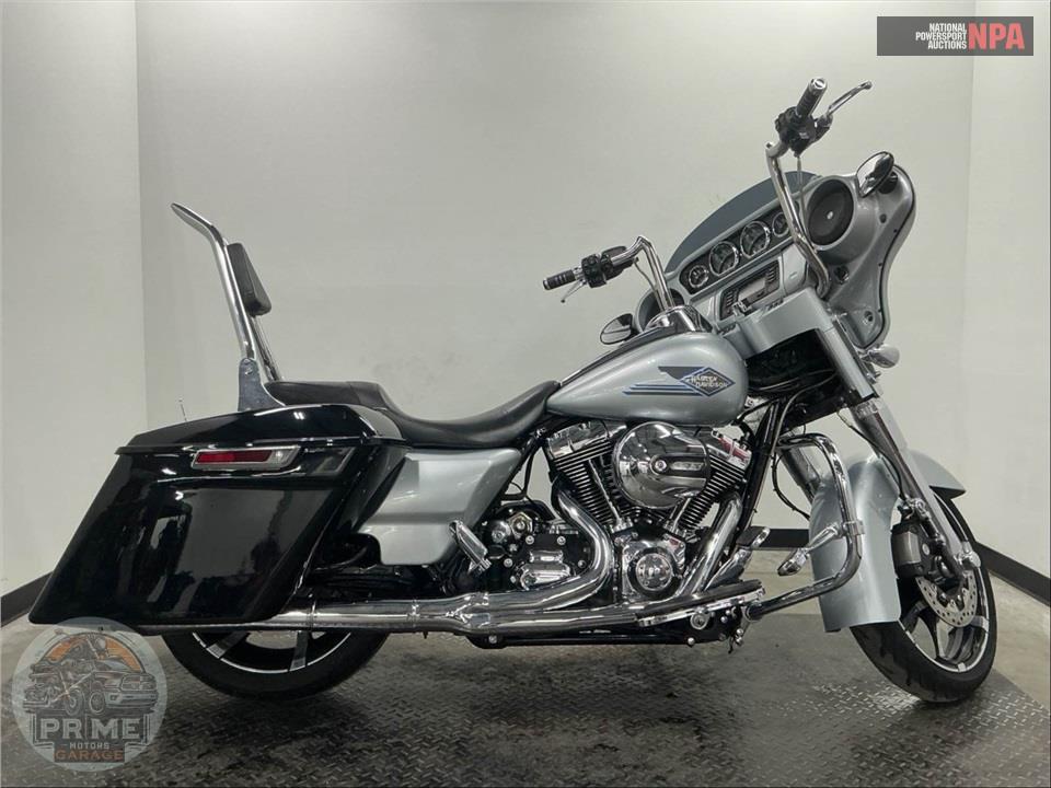 2014 Harley-Davidson FLHX STREET GLIDE — фото 1