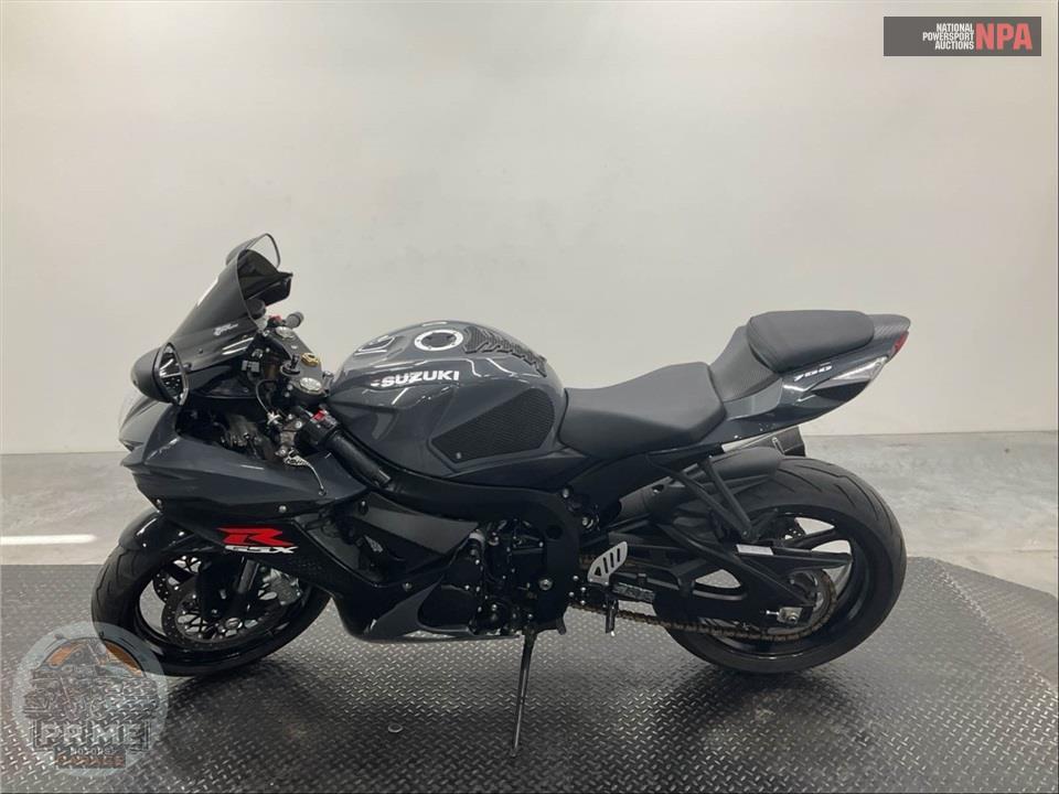 2025 Suzuki GSX-R750M5 — фото 3