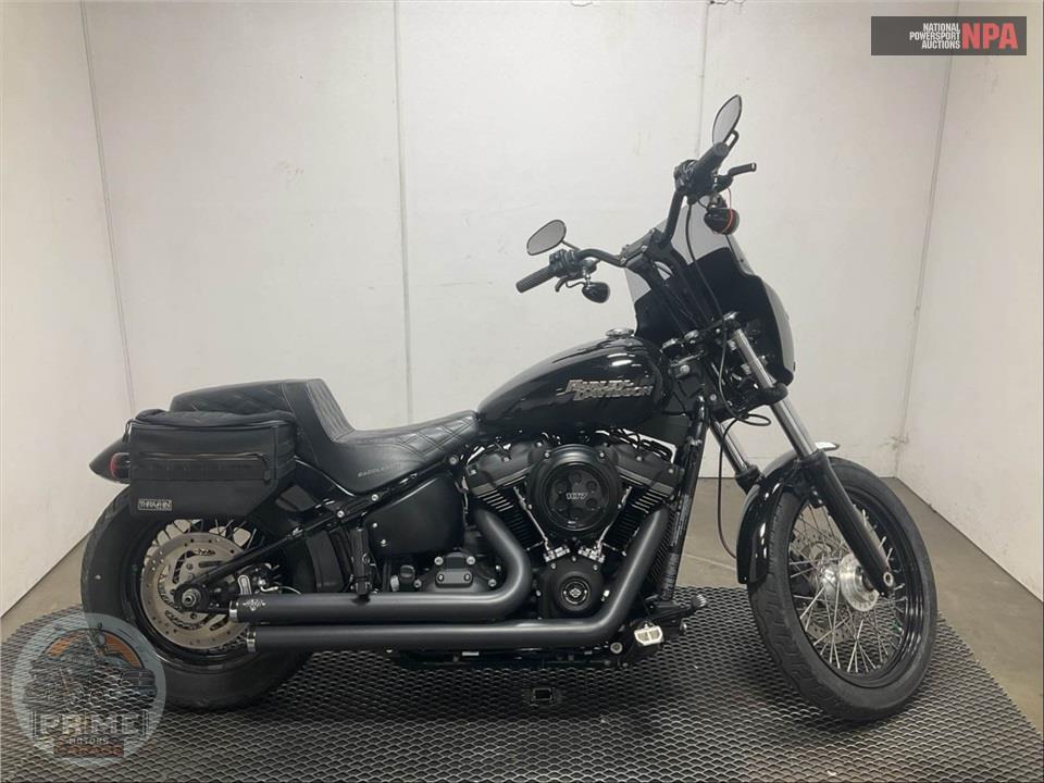 2018 Harley-Davidson FXBB STREET BOB — фото 1