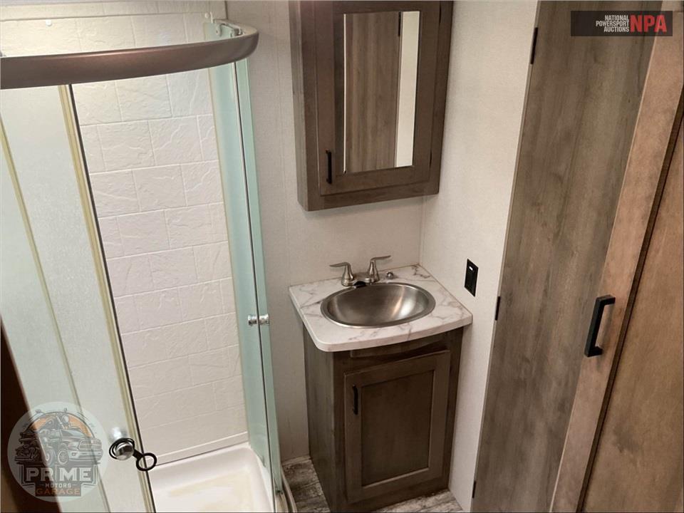 2020 Keystone Rv M-32 FWBH SPRINTER CAMPFIRE EDITION FIFTH WHEEL SERIES — фото 14