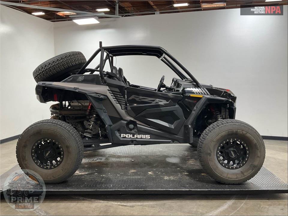 2021 Polaris RZR TURBO S — фото 1