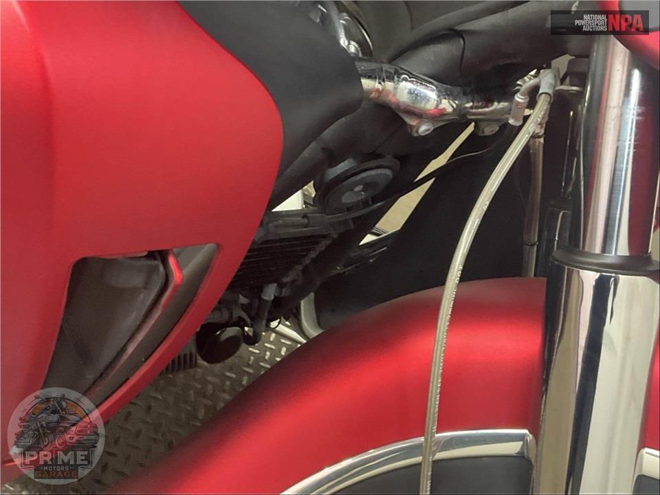 2019 Indian Motorcycle ROADMASTER ICON — фото 12