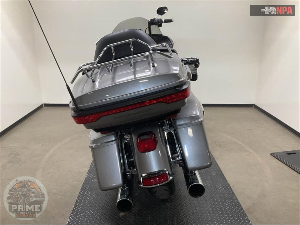 2016 Harley-Davidson FLTRU ROAD GLIDE ULTRA — фото 4