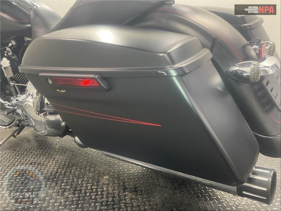 2015 Harley-Davidson FLHXS STREET GLIDE SPECIAL — фото 19