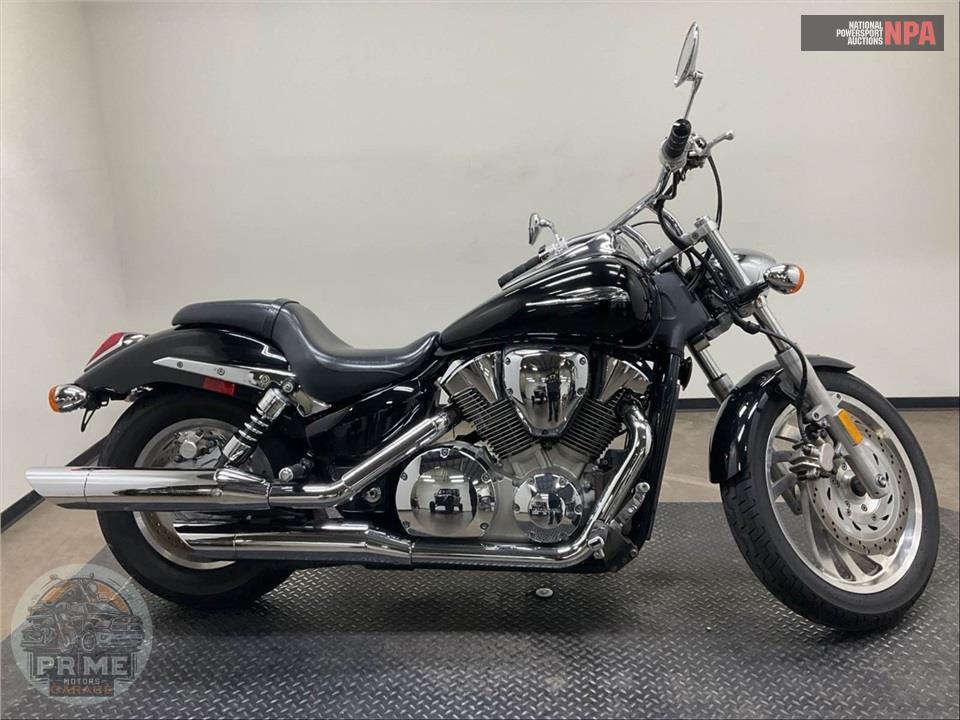 2006 HONDA VTX1300C6
