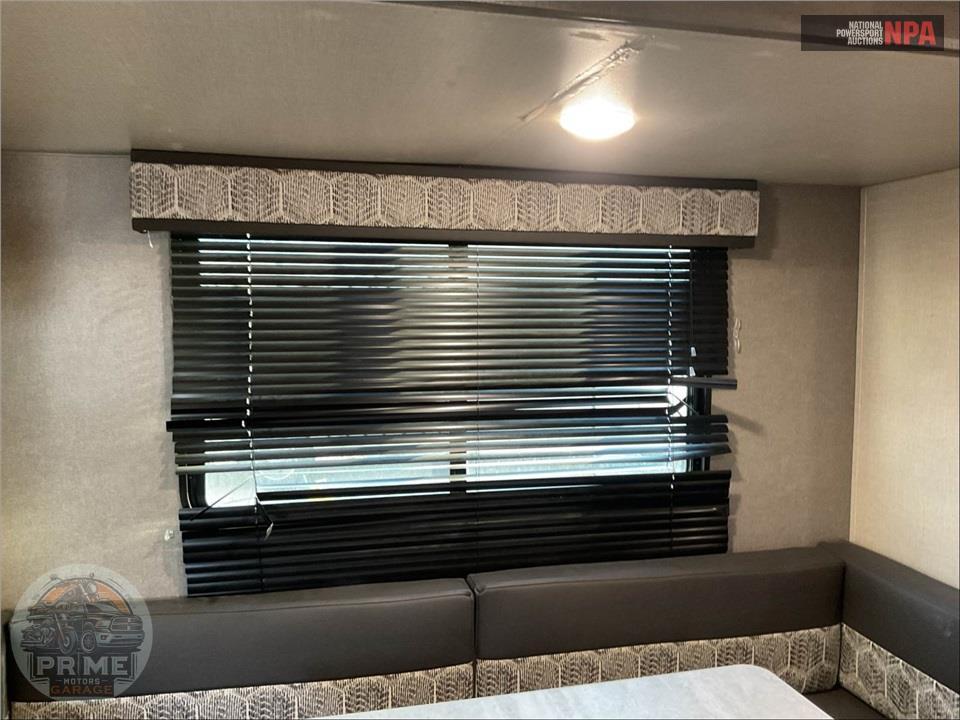 2023 Coachmen By Forest River M-271 DBS CATALINA SUMMIT SERIES — фото 26