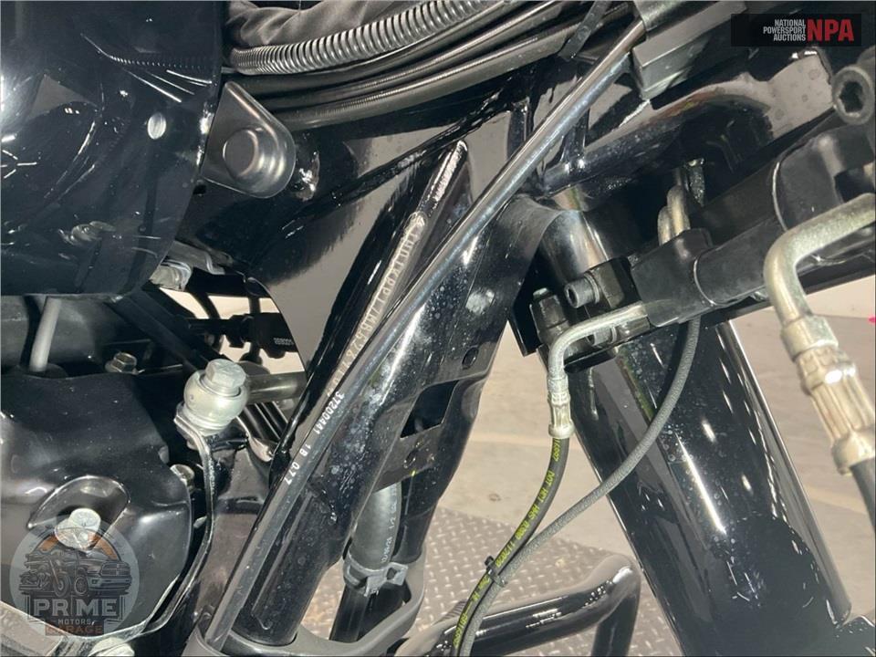 2021 Harley-Davidson FLHXS STREET GLIDE SPECIAL — фото 11