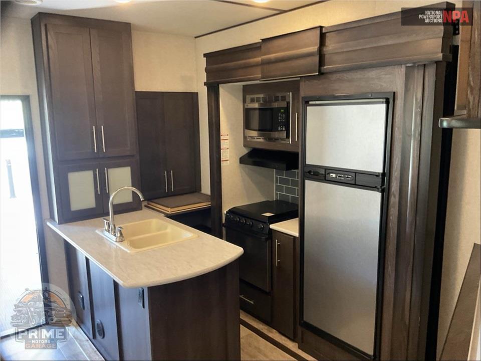 2018 Keystone Rv M-35 - CARBON TOY HAULER SERIES — фото 6