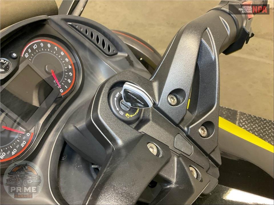 2014 Can-Am SPYDER RS-S SE5 — фото 10