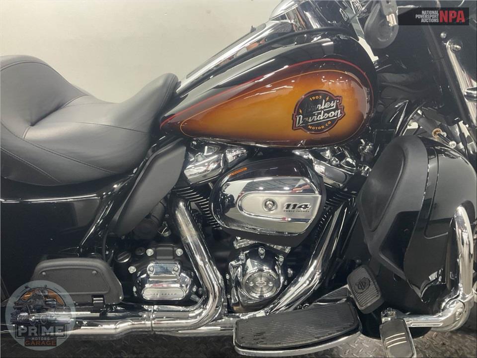 2024 Harley-Davidson FLHTCUTG TRI GLIDE ULTRA CLASSIC — фото 6
