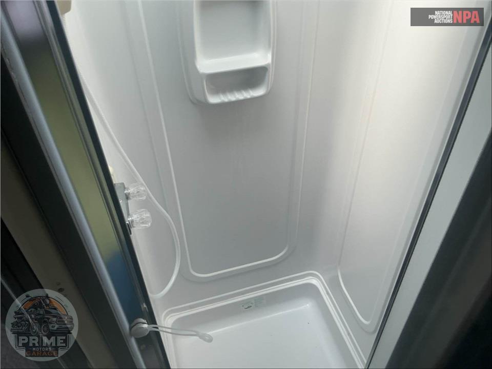 2019 Winnebago M-26M FORD - INTENT SERIES — фото 21