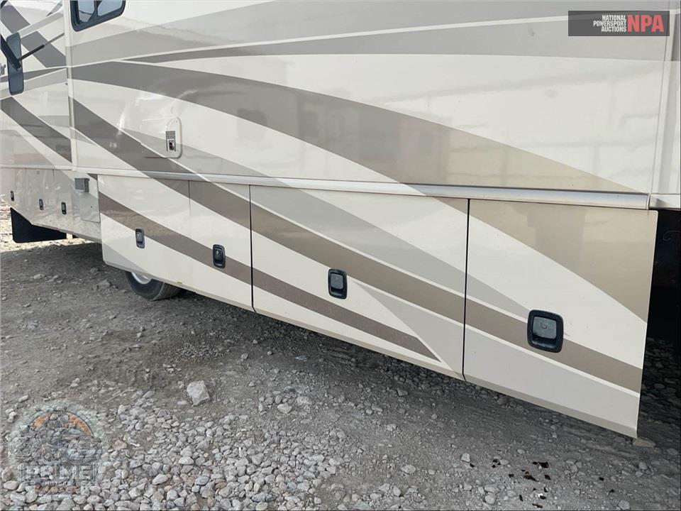 2008 Bounder M-38P WORKHORSE 340HP — фото 56