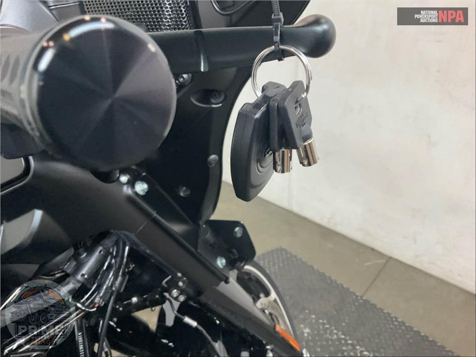 2025 Harley-Davidson FLHXU STEET GLIDE ULTRA — фото 10