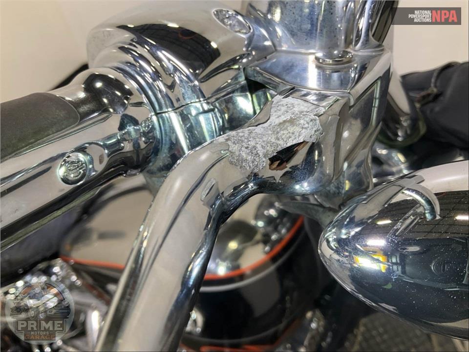 2014 Harley-Davidson FXSBSE CVO BREAKOUT — фото 24