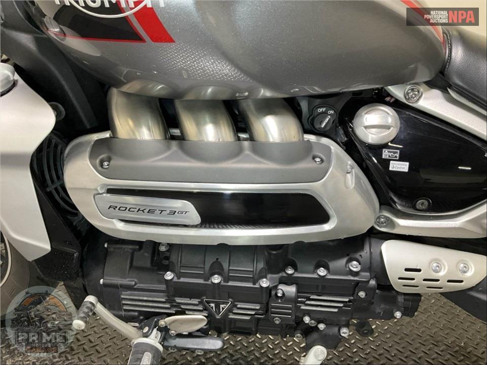 2022 Triumph ROCKET 3 GT (TWO-TONE) — фото 7