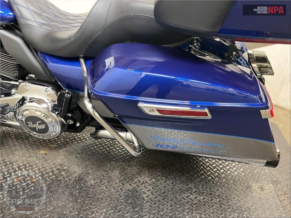 2017 Harley-Davidson FLHTKL ULTRA LIMITED LOW — фото 14