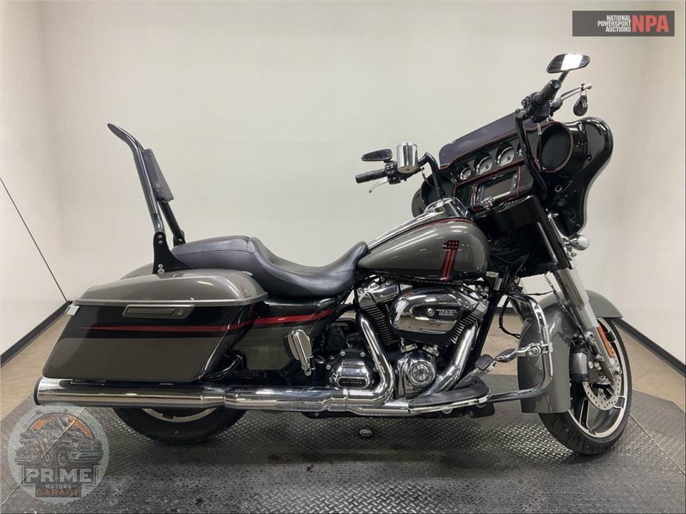 2018 Harley-Davidson FLHX STREET GLIDE — фото 1