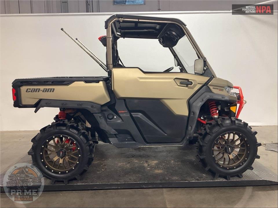2023 Can-Am DEFENDER X MR HD10 WITH DOORS — фото 1