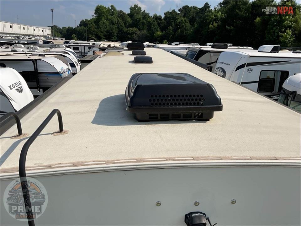 2021 Riverstone M-3670RL - RESERVE FIFTH WHEEL SERIES — фото 31