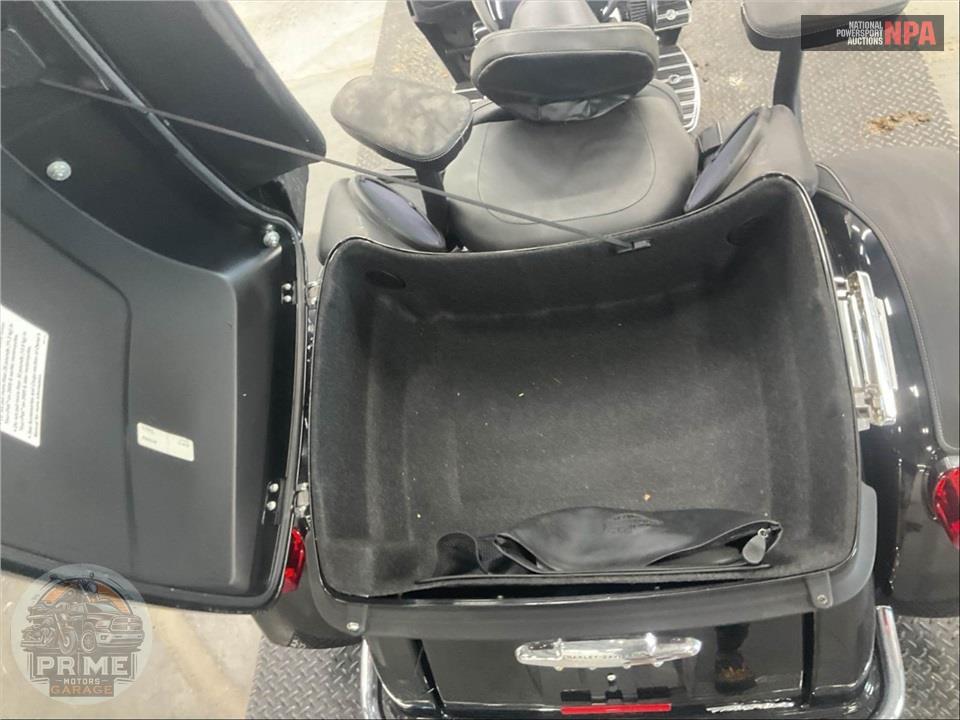 2019 Harley-Davidson FLHTCUTG TRI GLIDE ULTRA — фото 20
