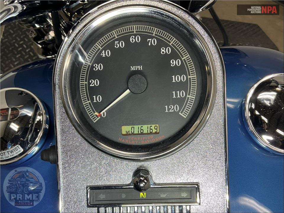 2005 Harley-Davidson FLHRI ROAD KING — фото 5