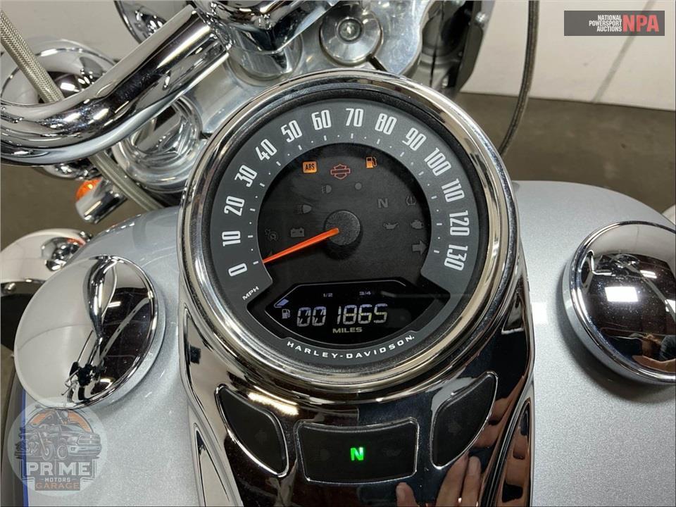 2019 Harley-Davidson FLDE DELUXE — фото 5