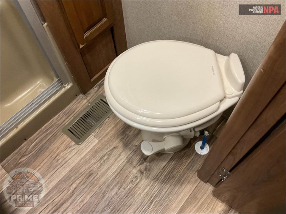 2018 Keystone Rv M-367 BH - LAREDO FIFTH WHEEL SERIES — фото 16