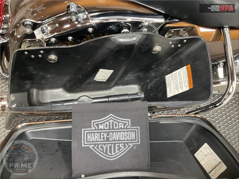 2013 Harley-Davidson FLHR ROAD KING ANNIVERSAR — фото 17