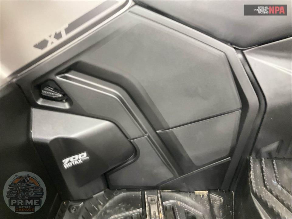2026 Can-Am OUTLANDER MAX XT 700 — фото 9