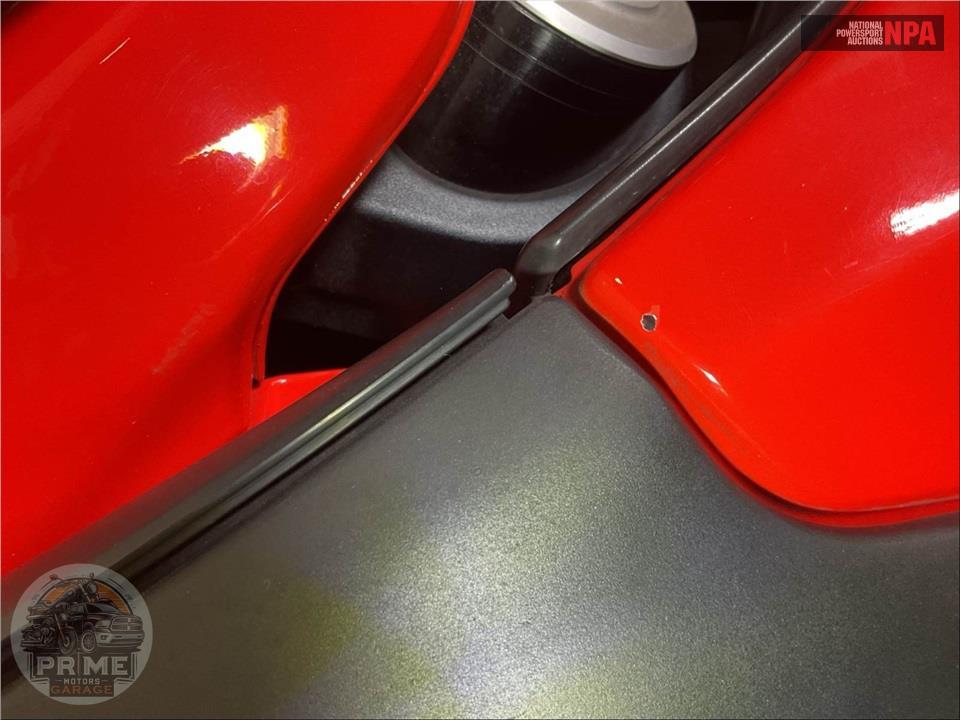 2015 Ducati DIAVEL CARBON RED — фото 22