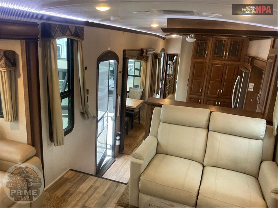 2018 Keystone Rv M-3731 FL MONTANA FIFTH WHEEL SERIES — фото 9