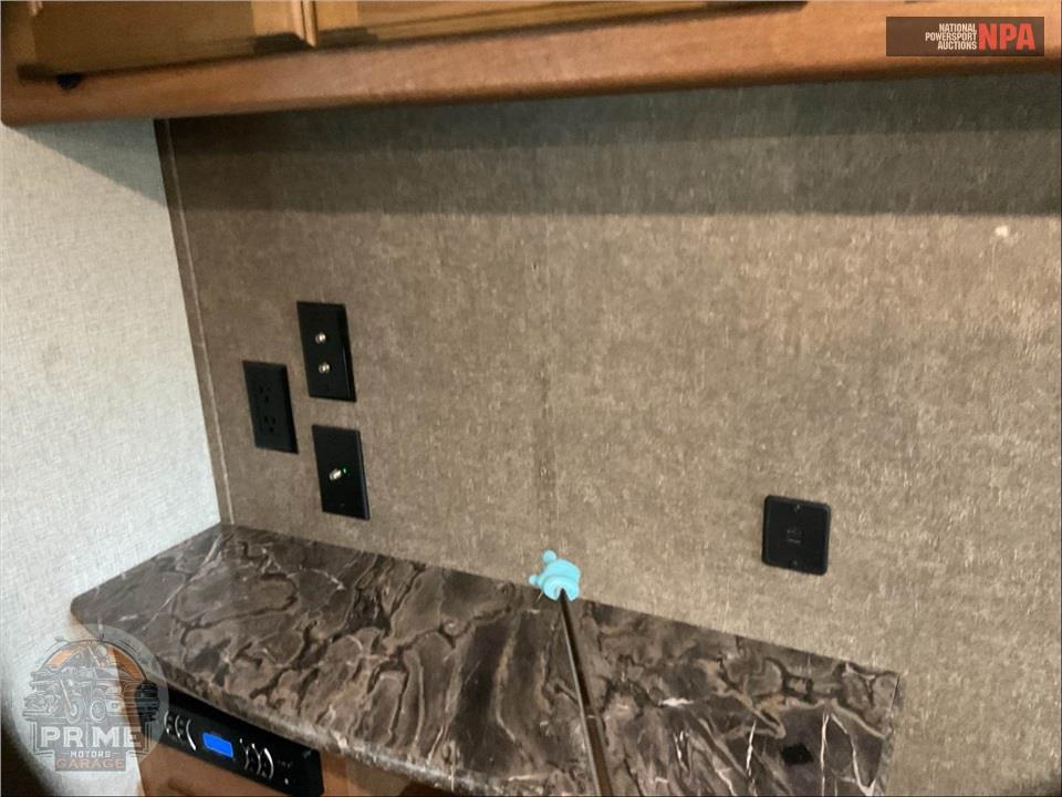 2018 Keystone Rv M-2720 BH - SUMMERLAND SERIES — фото 23