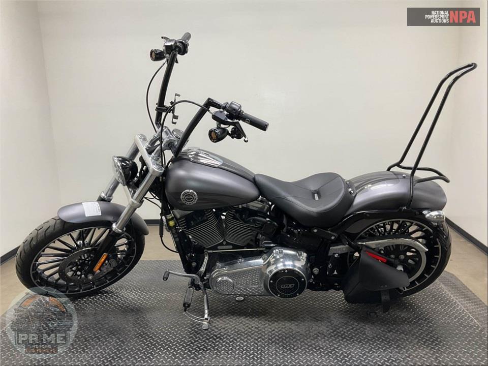 2017 Harley-Davidson FXSB BREAKOUT — фото 3