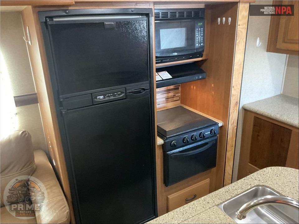 2016 Crossroads Rv M-29 RL - SUNSET GRAND RESERVE SERIES — фото 18
