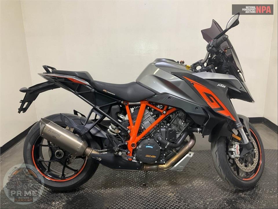 2016 Ktm 1290 SUPER DUKE GT — фото 1