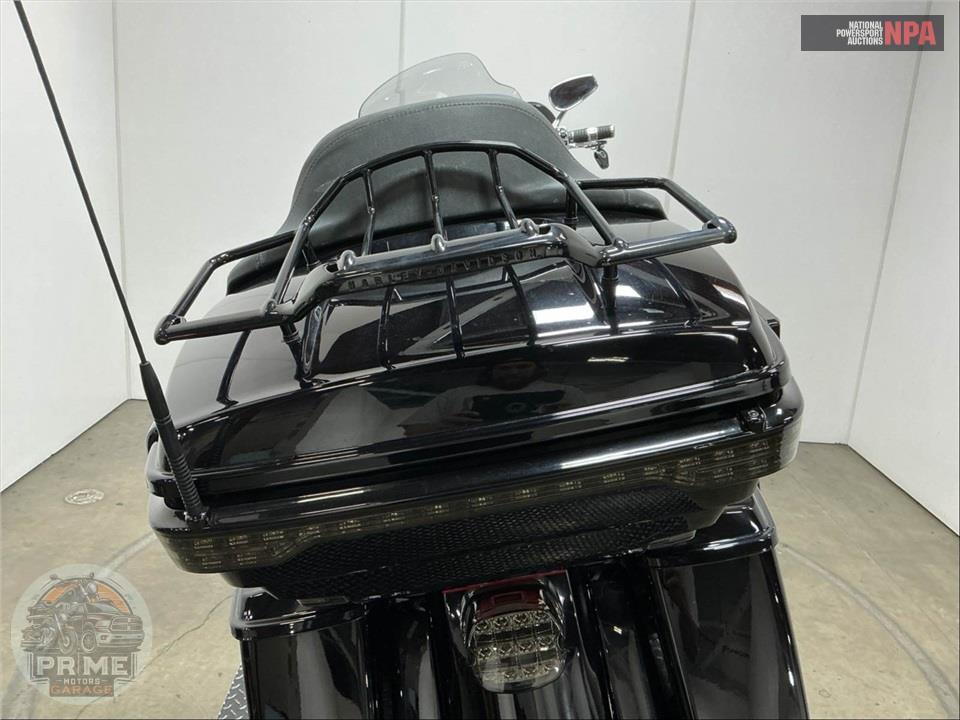 2021 Harley-Davidson FLHTKSE CVO LIMITED — фото 27