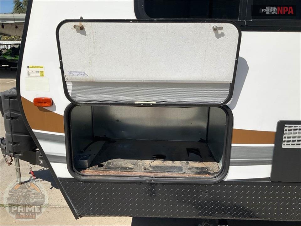 2015 Dutchmen R2600 RUBICON TOY-HAULER TRAVEL TRAILER — фото 55