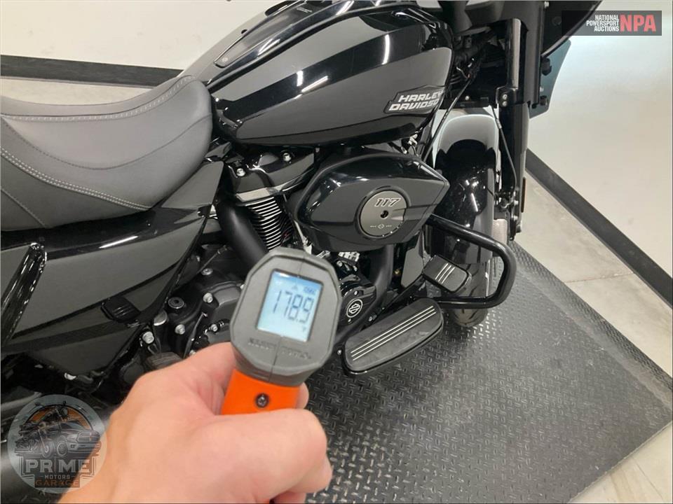 2025 Harley-Davidson FLHX STREET GLIDE — фото 8