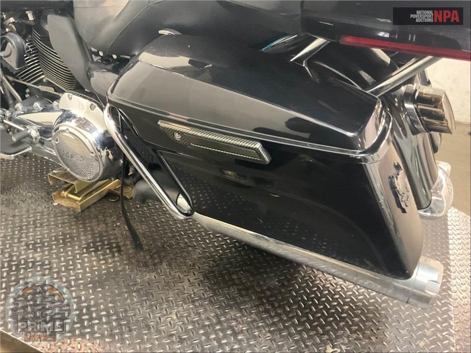 2019 Harley-Davidson FLTRU ROAD GLIDE ULTRA — фото 29